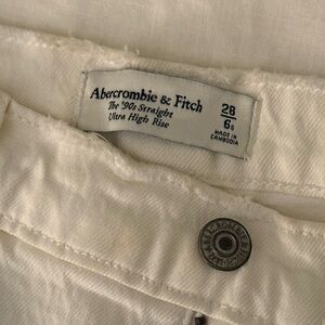 Abercrombie & Fitch Cream 90s Straight Ultra High Rise Jeans
